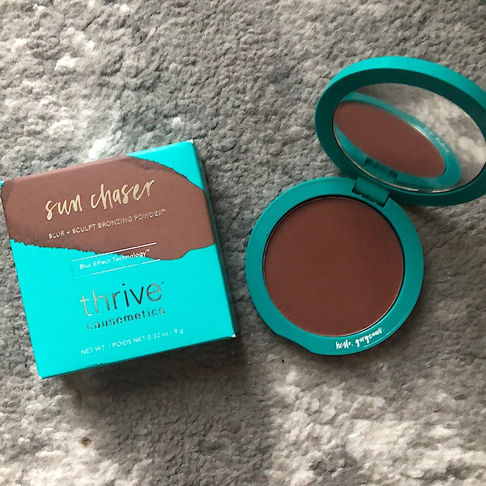 Thrive Causemetics Bronzing Powder - Milán